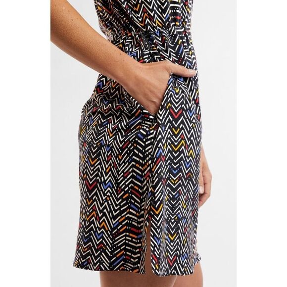 Title Nine Dress Women's Round Trip Dress BodegaChevron Pattern Travel | M EUC - Picture 7 of 14